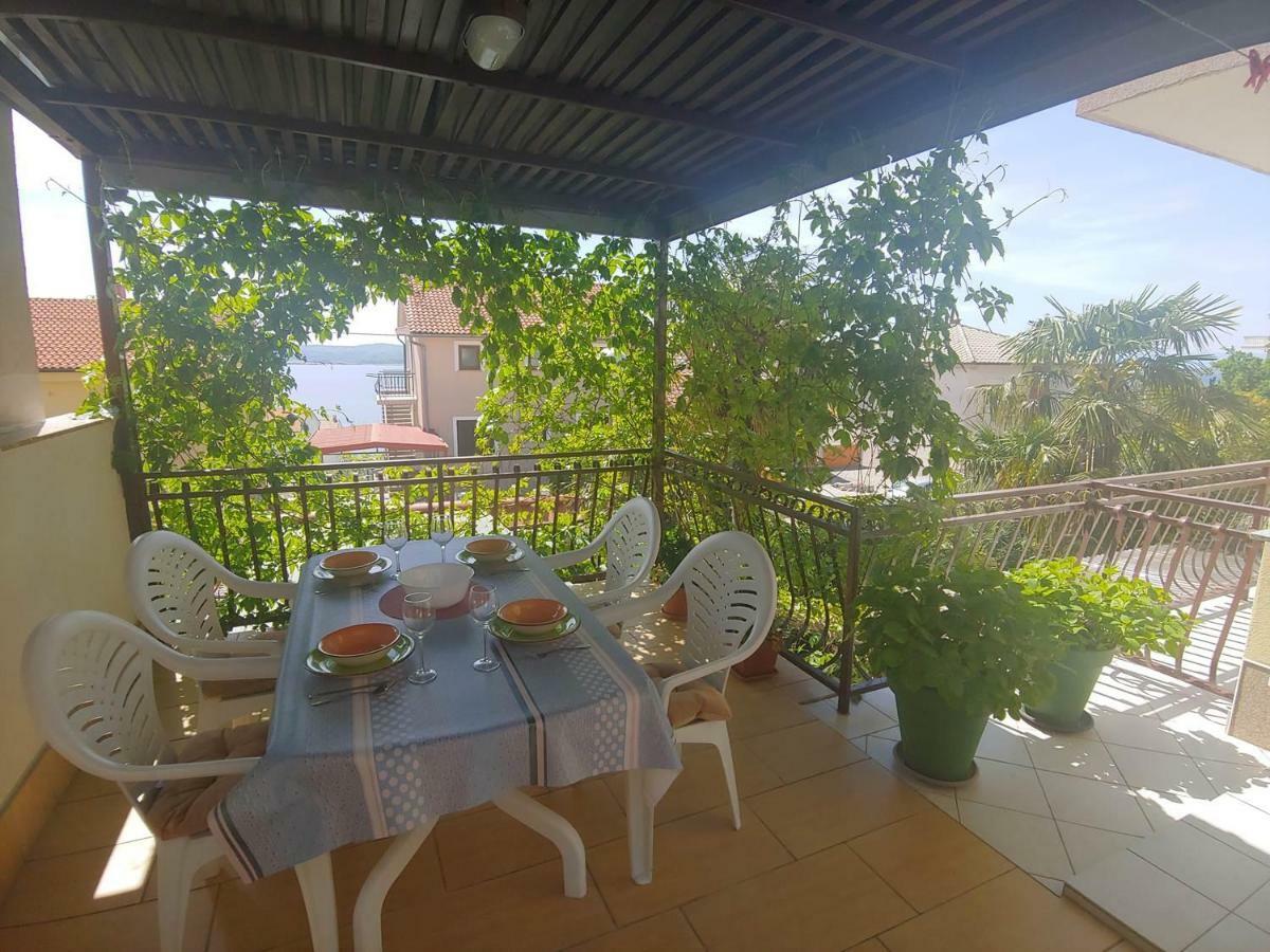 Family Apartments Ankica Crikvenica Exterior photo